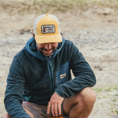 El Monito Surfs Badge Standard Hat